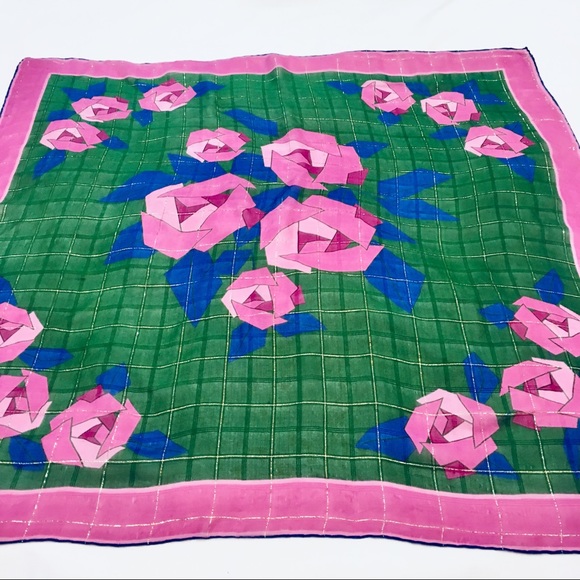❄️ Vintage Pink Green & Blue Rose Print Scarf - Picture 8 of 8